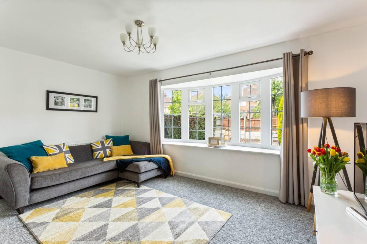 Bright & Spacious With Garden & Parking Nottingham Exterior foto